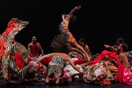 ENCANTADO_Lia Rodrigues_©Sammi Landweer_1